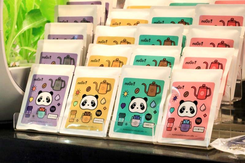 悦咖啡 x 熊猫墨宝